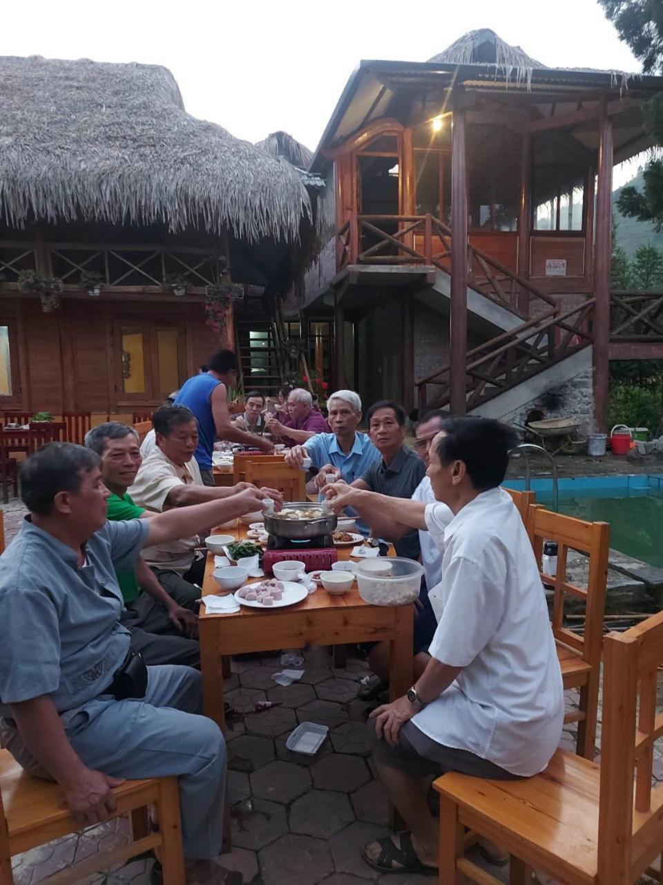 Flower Hmong Homestay Бакха Экстерьер фото